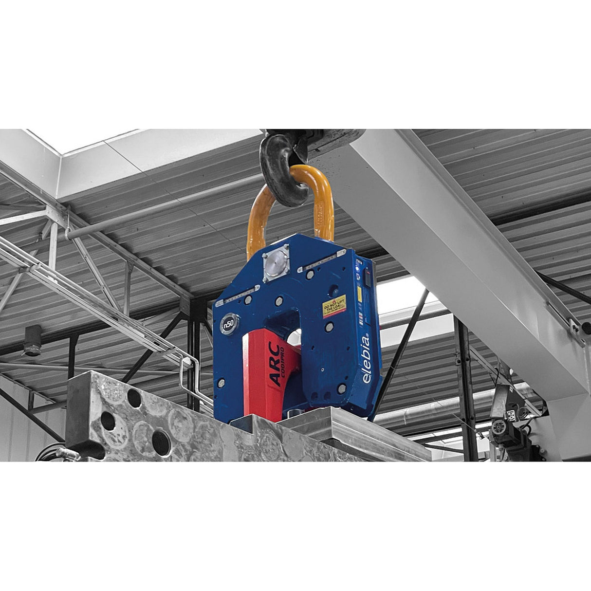 Zvedací systém ARC pro formy do 100 tun